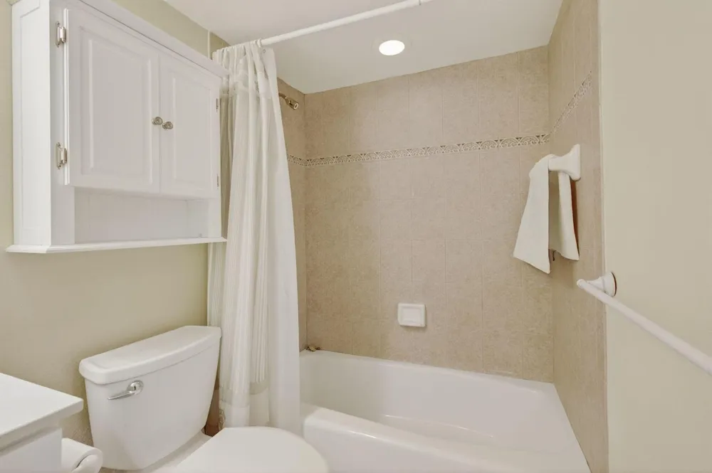4505 S Ocean Boulevard #905 Highland Beach, FL 33487