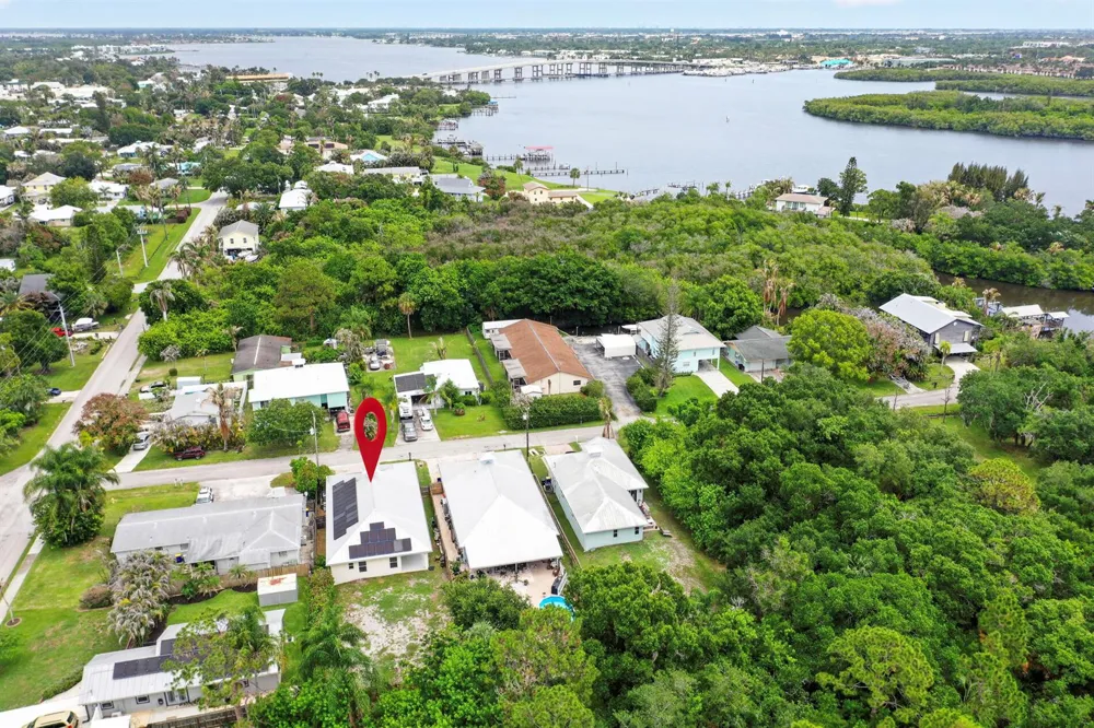 798 SW 33rd Street Palm City, FL 34990