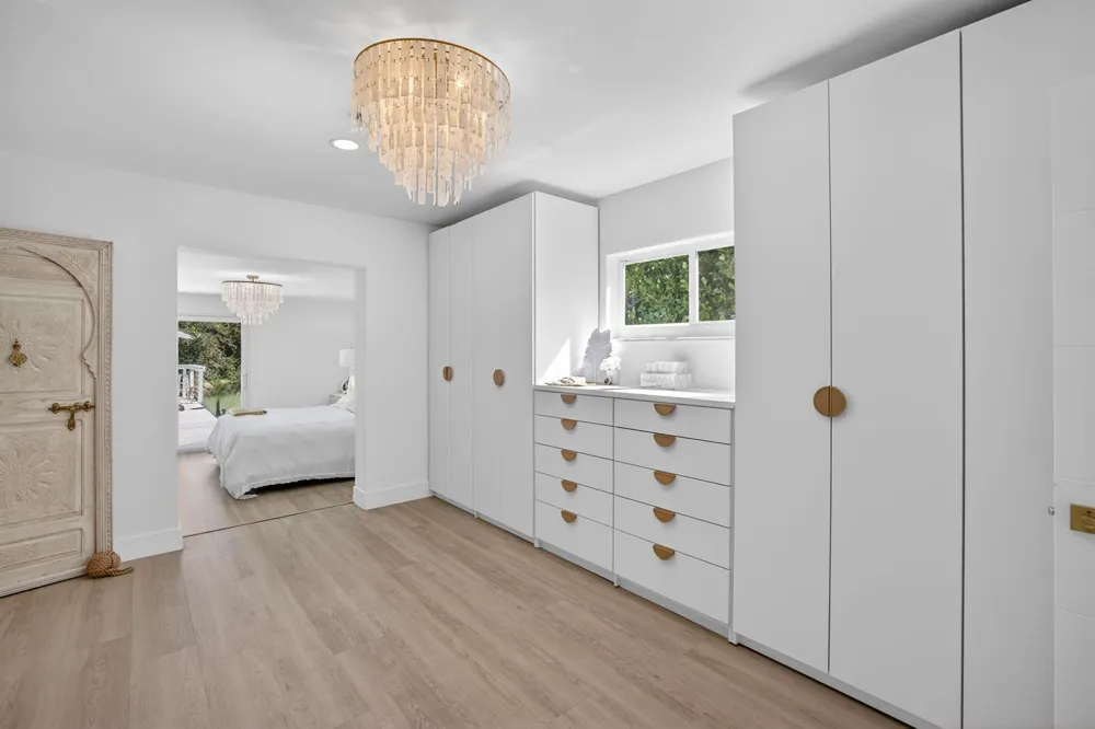 876 NW 6th Avenue Boca Raton, FL 33432