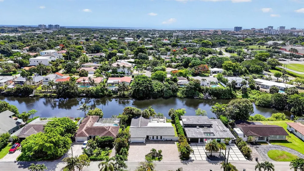 876 NW 6th Avenue Boca Raton, FL 33432