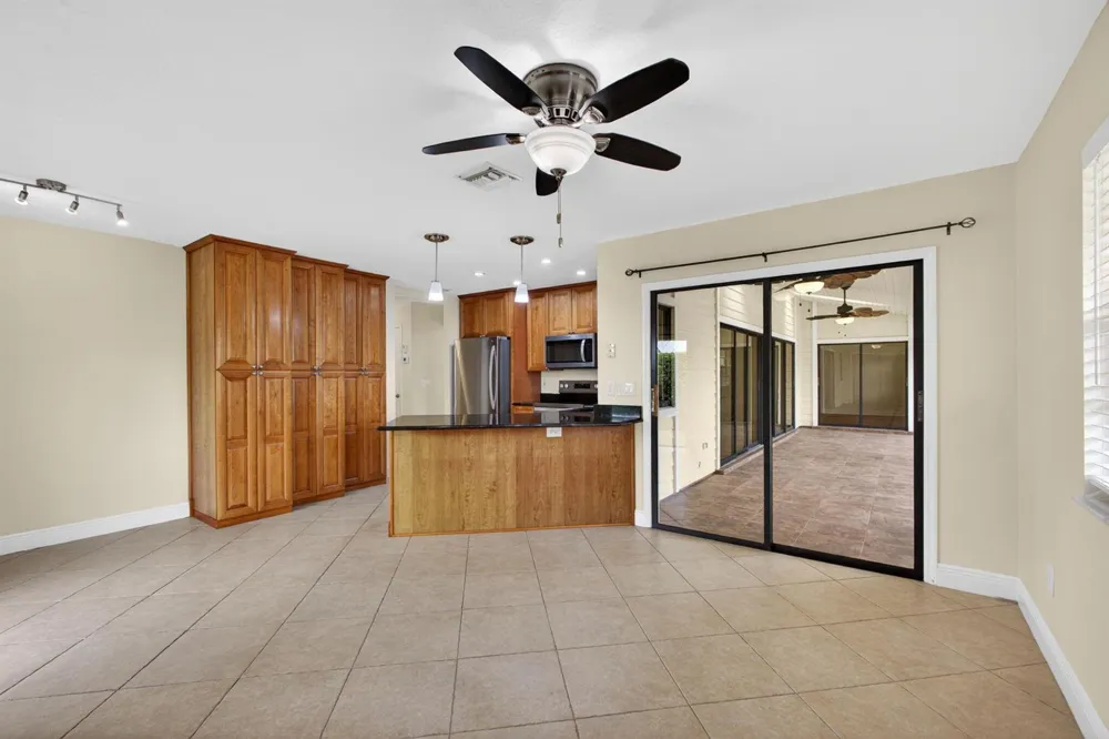 10420 SE Jupiter Narrows Drive Hobe Sound, FL 33455