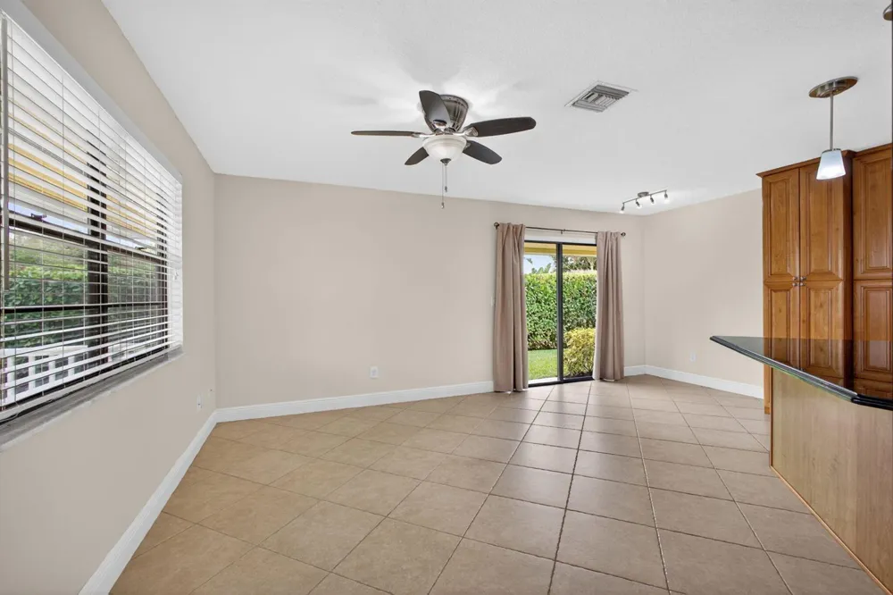 10420 SE Jupiter Narrows Drive Hobe Sound, FL 33455