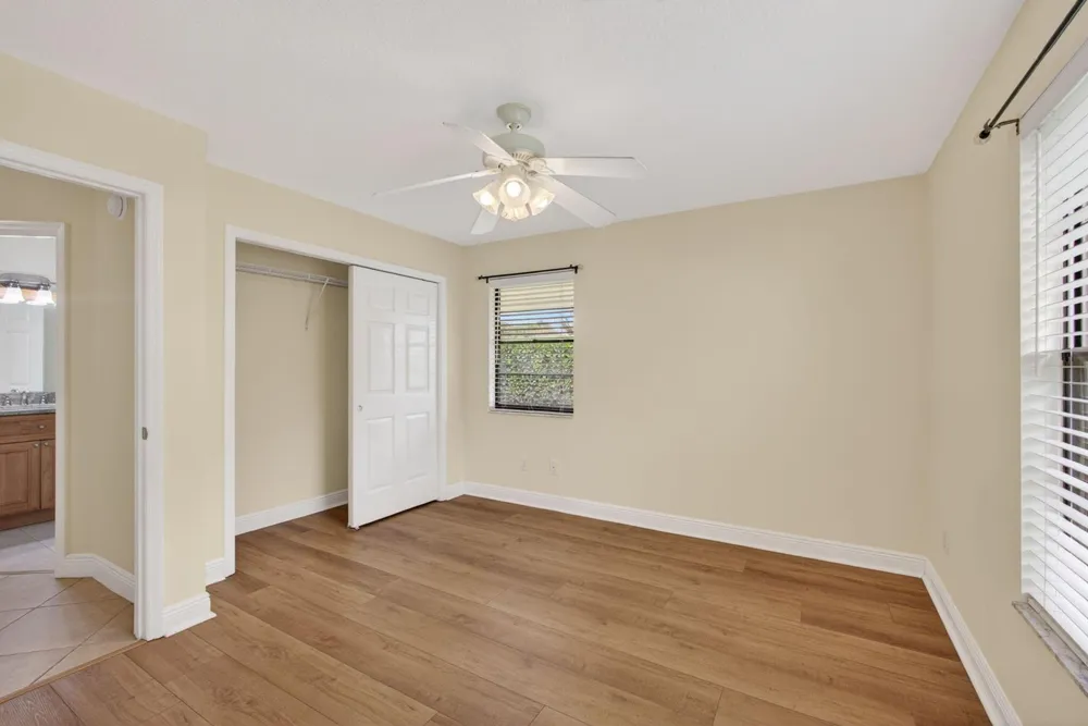 10420 SE Jupiter Narrows Drive Hobe Sound, FL 33455