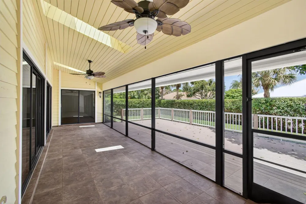 10420 SE Jupiter Narrows Drive Hobe Sound, FL 33455