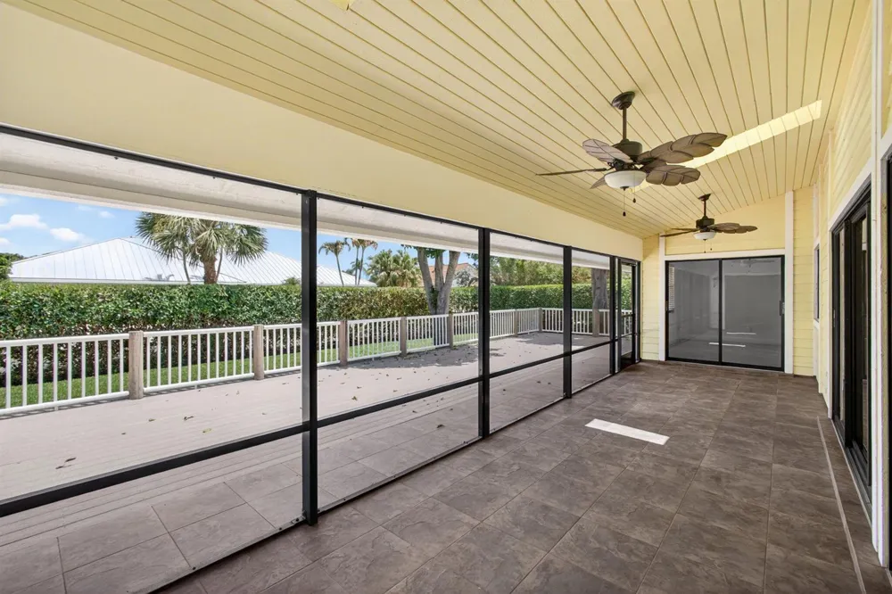 10420 SE Jupiter Narrows Drive Hobe Sound, FL 33455