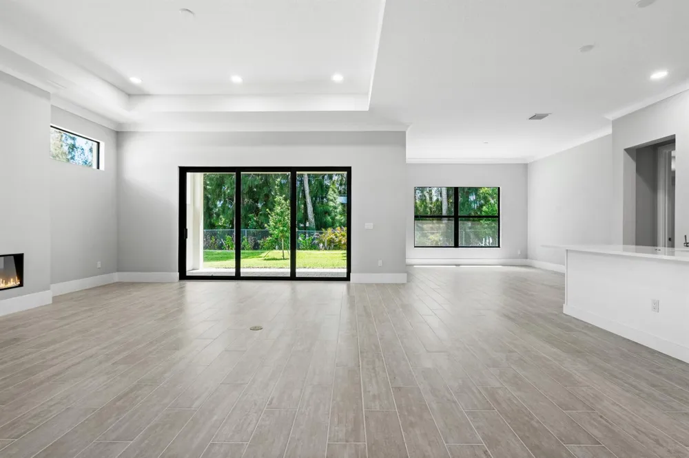 692 Ravens Landing Drive Vero Beach, FL 32968