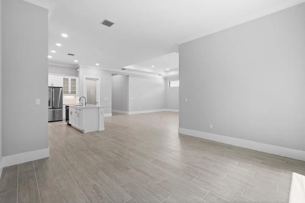 692 Ravens Landing Drive Vero Beach, FL 32968