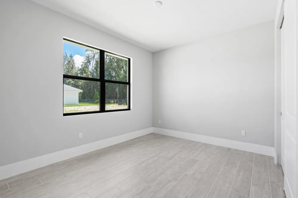 692 Ravens Landing Drive Vero Beach, FL 32968