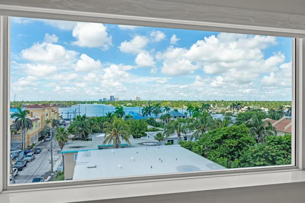 300 Oregon Street #501 Hollywood, FL 33019