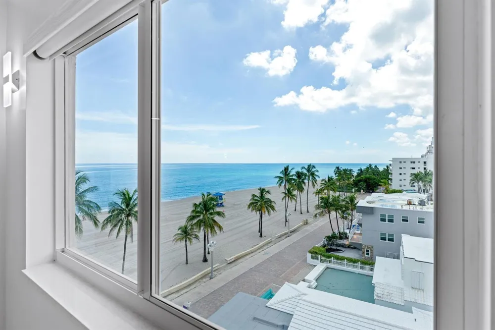 300 Oregon Street #501 Hollywood, FL 33019
