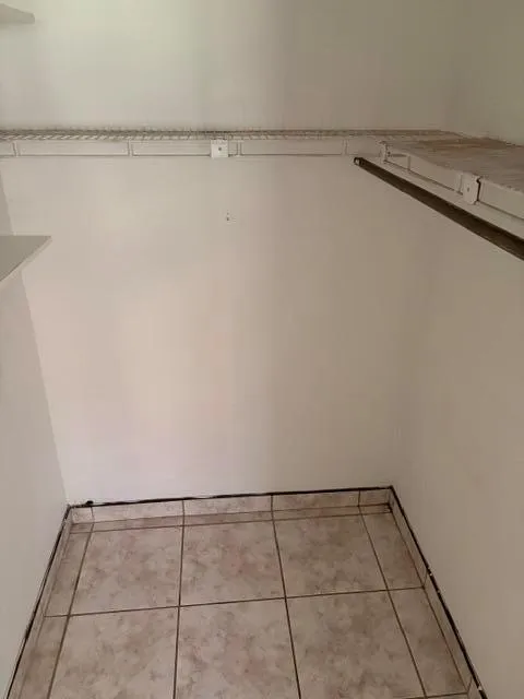607 S State Rd 7 #1g Margate, FL 33068