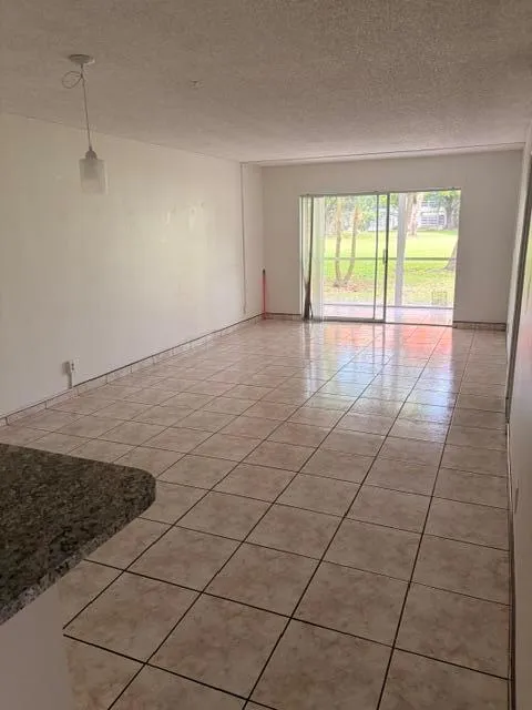 607 S State Rd 7 #1g Margate, FL 33068