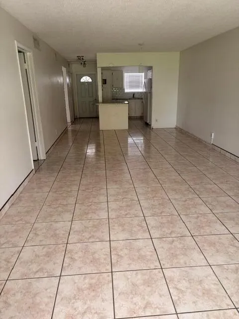 607 S State Rd 7 #1g Margate, FL 33068