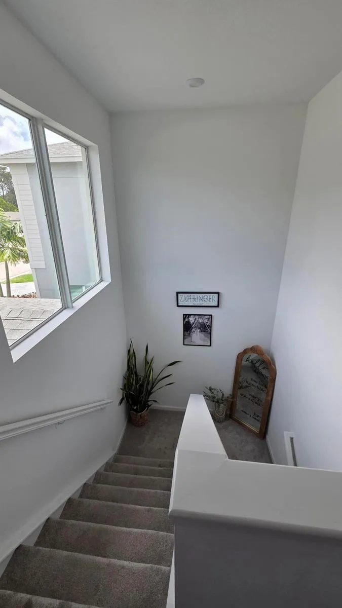 6668 Pointe Of Woods Drive West Palm Beach, FL 33413