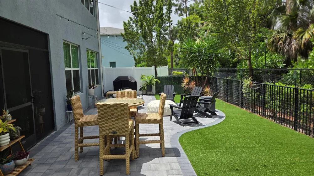 6668 Pointe Of Woods Drive West Palm Beach, FL 33413