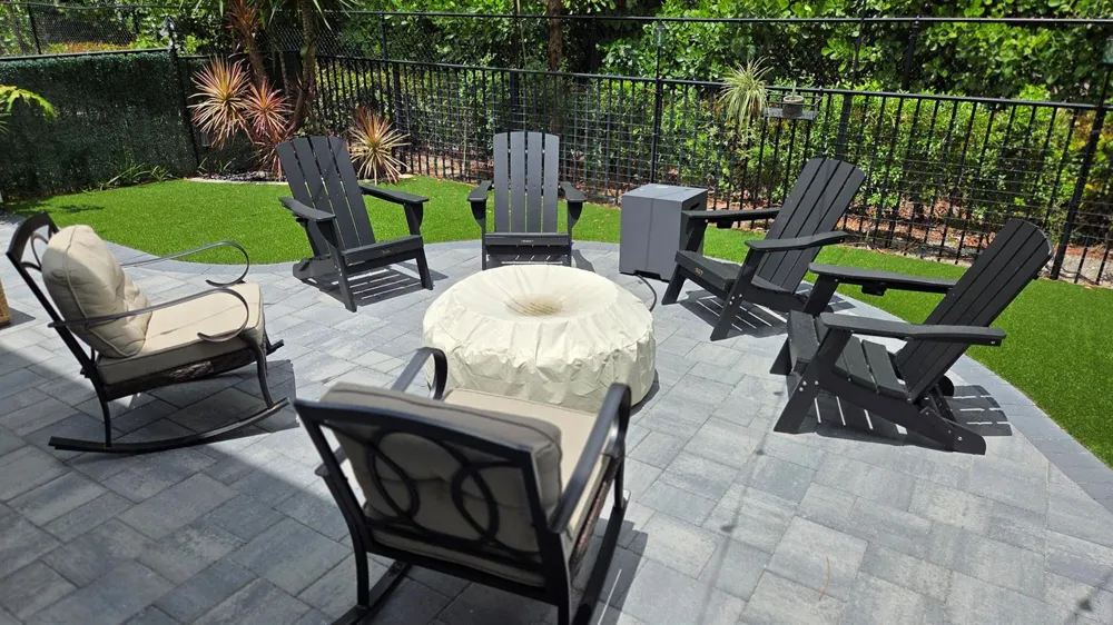 6668 Pointe Of Woods Drive West Palm Beach, FL 33413