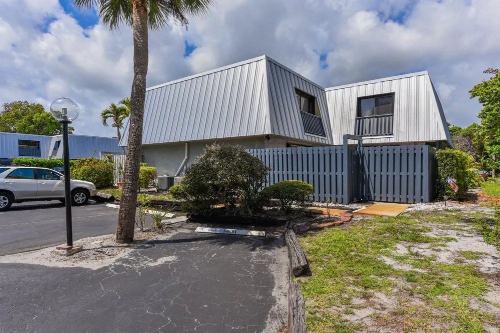 3802 SE Jefferson Street Stuart, FL 34997