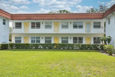 1225 NW 21st Street #2105