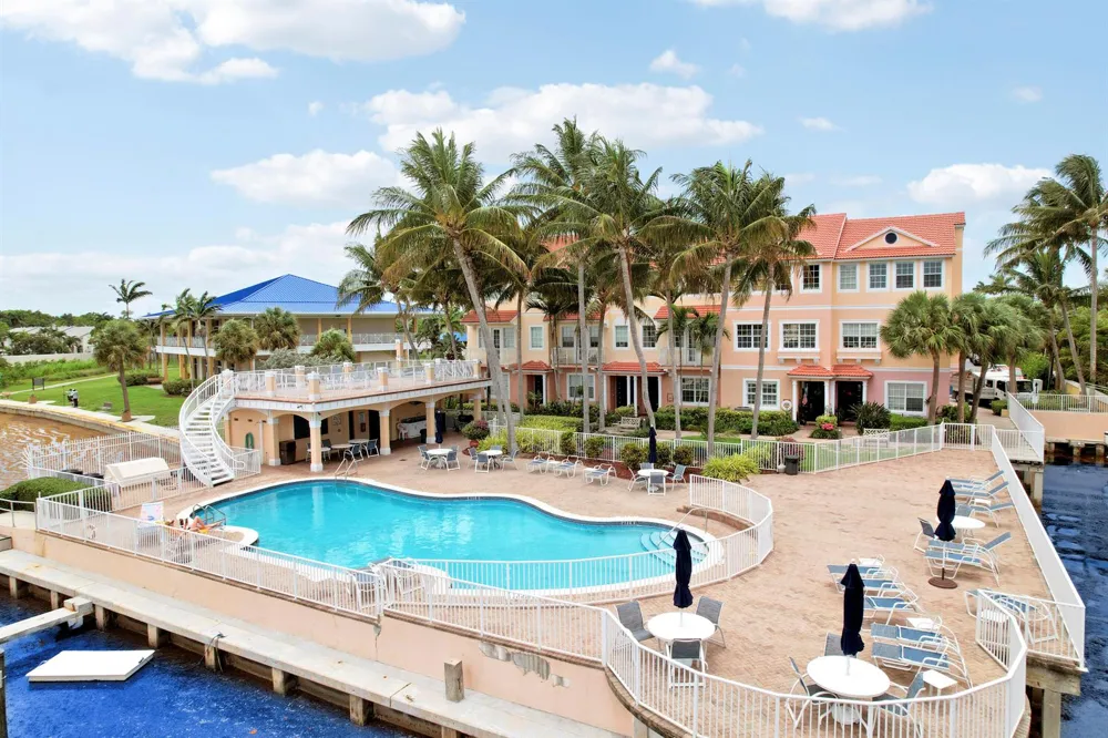 115 Harbors Way Boynton Beach, FL 33435