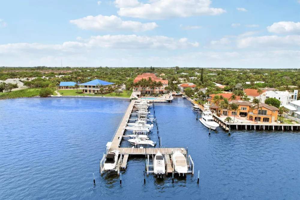 115 Harbors Way Boynton Beach, FL 33435