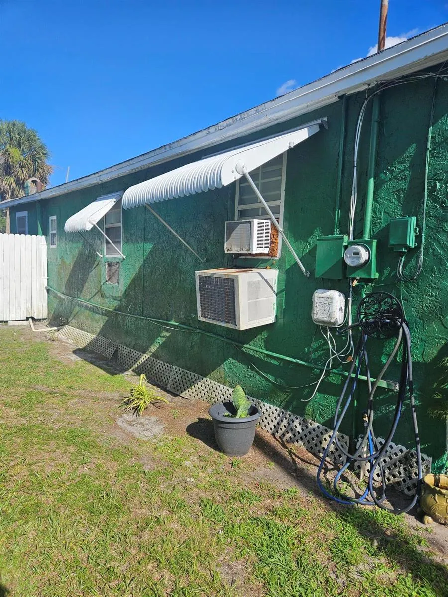 514 21st Street Fort Pierce, FL 34950