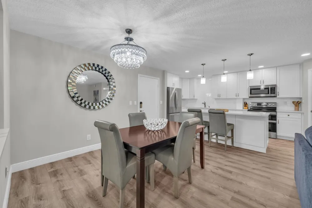 1105 Duncan Circle #104 Palm Beach Gardens, FL 33418