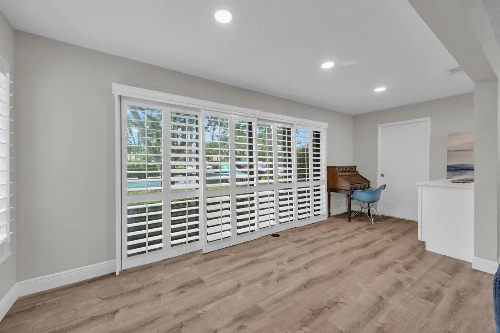 1105 Duncan Circle #104 Palm Beach Gardens, FL 33418