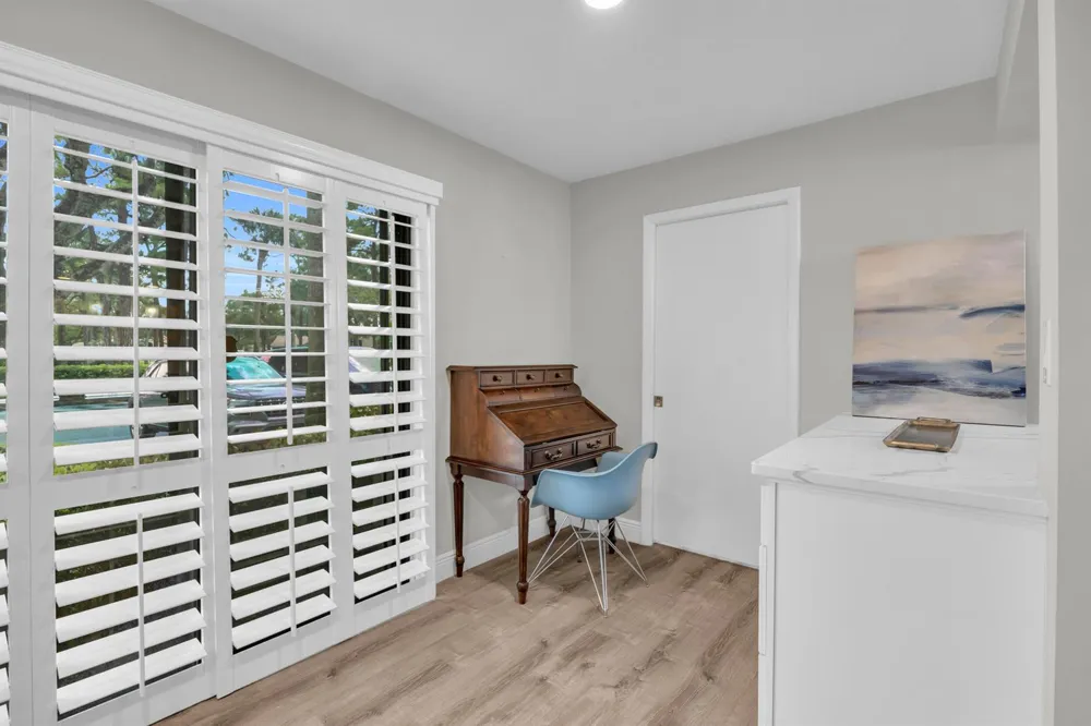 1105 Duncan Circle #104 Palm Beach Gardens, FL 33418