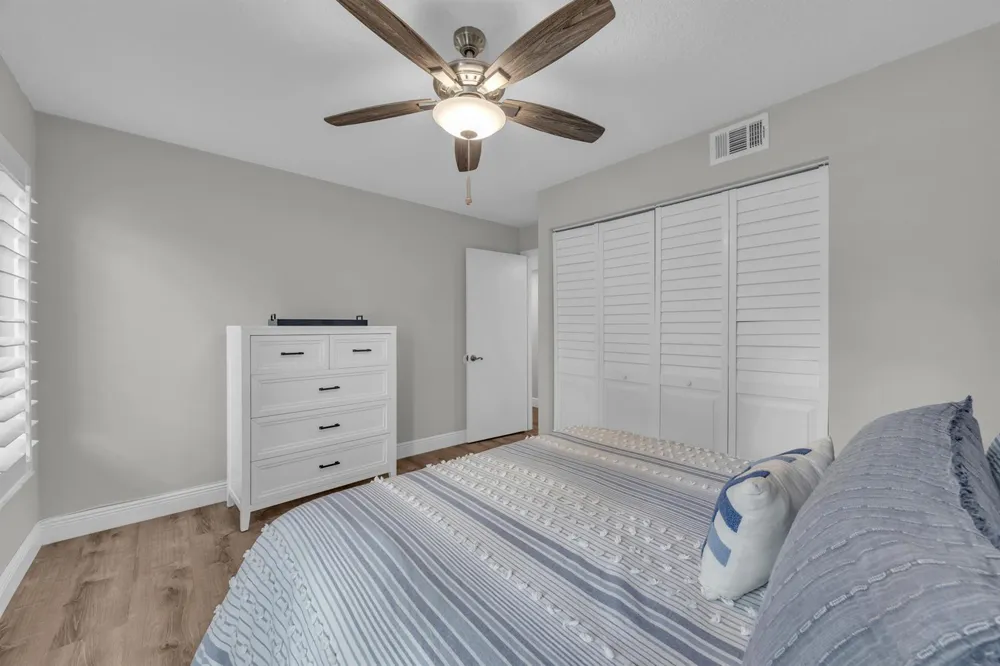 1105 Duncan Circle #104 Palm Beach Gardens, FL 33418