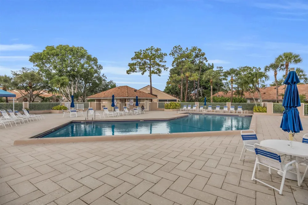1105 Duncan Circle #104 Palm Beach Gardens, FL 33418