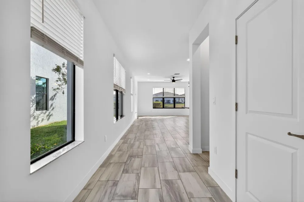 8792 Antarus Drive Lake Worth, FL 33467