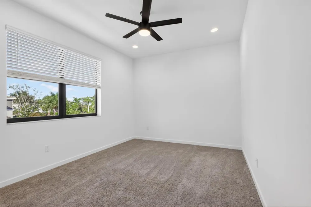 8792 Antarus Drive Lake Worth, FL 33467