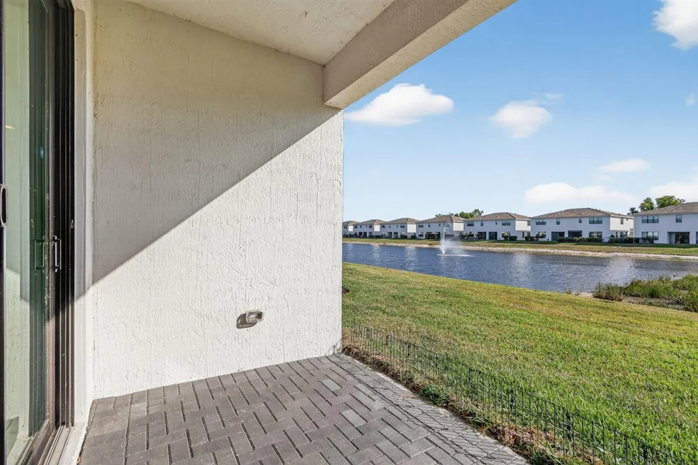 8792 Antarus Drive Lake Worth, FL 33467
