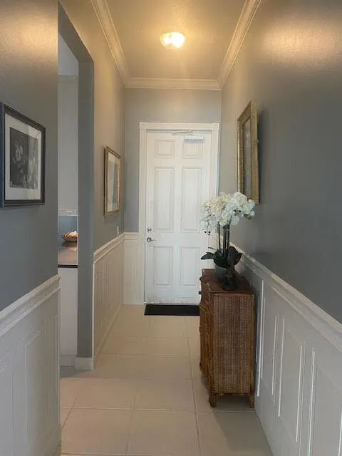 23 Harbour Isle Drive W #303