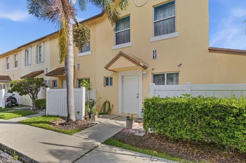 6631 Winfield Boulevard #1-6