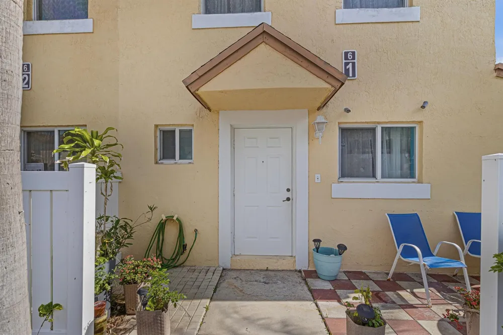 6631 Winfield Boulevard #1-6 Margate, FL 33063