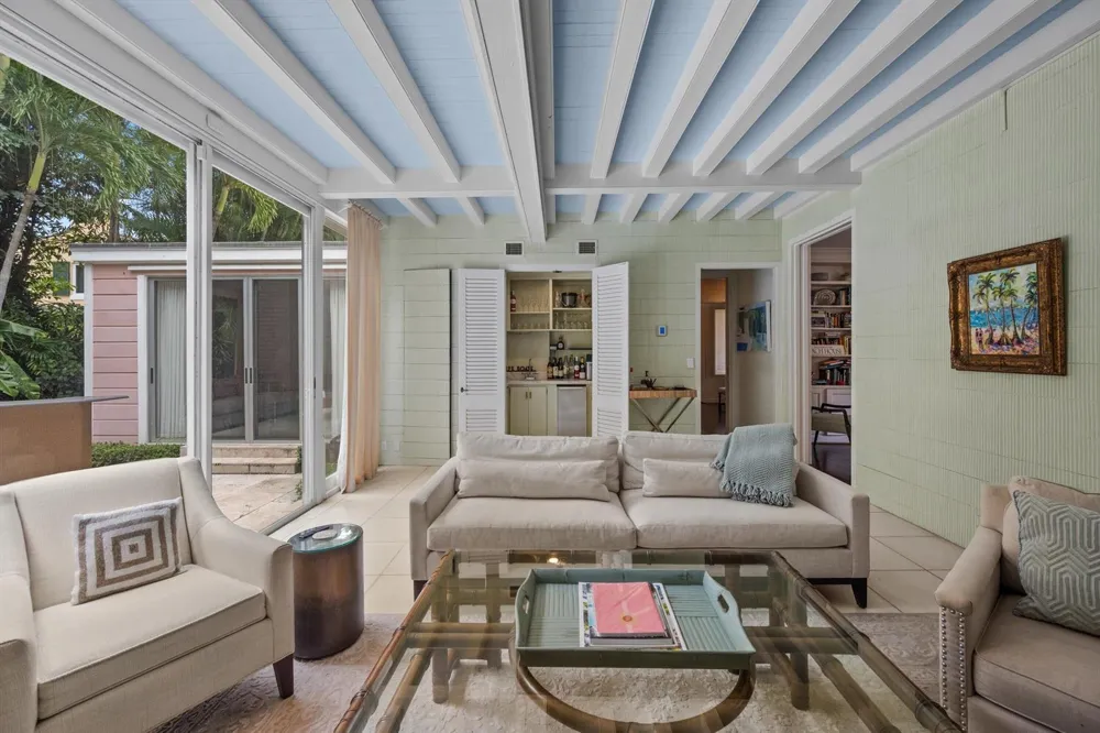 258 Pendleton Avenue Palm Beach, FL 33480
