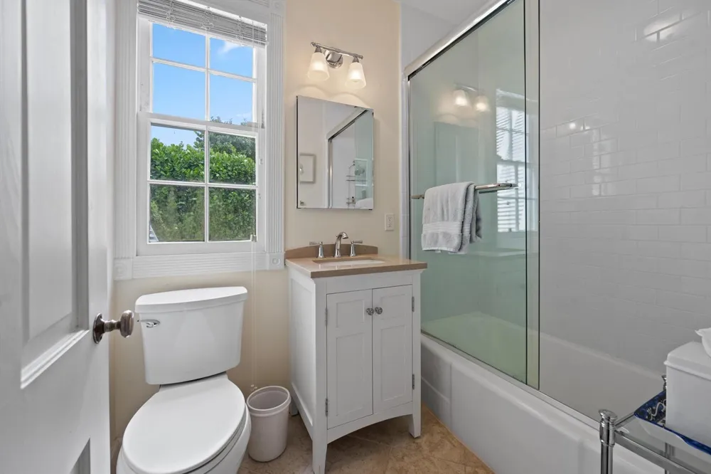 258 Pendleton Avenue Palm Beach, FL 33480