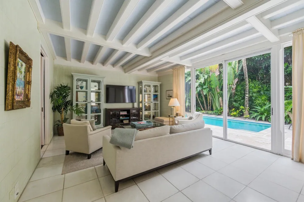 258 Pendleton Avenue Palm Beach, FL 33480