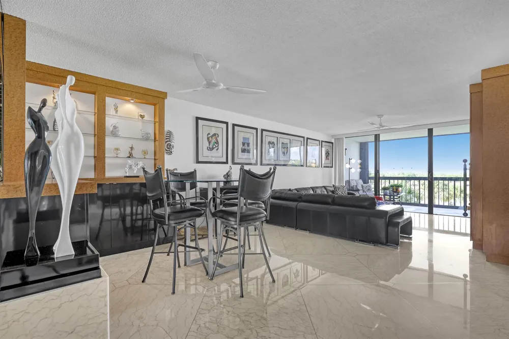 356 Golfview Road #403 North Palm Beach, FL 33408
