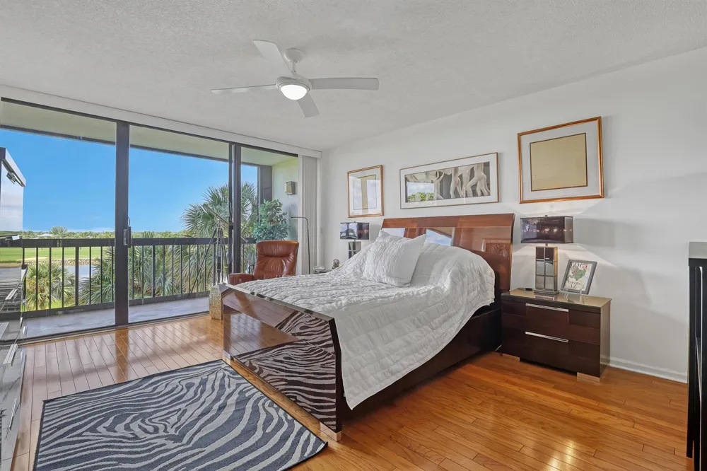 356 Golfview Road #403 North Palm Beach, FL 33408