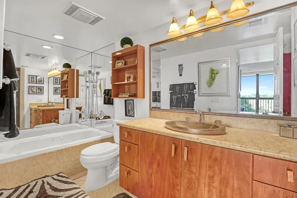 356 Golfview Road #403 North Palm Beach, FL 33408