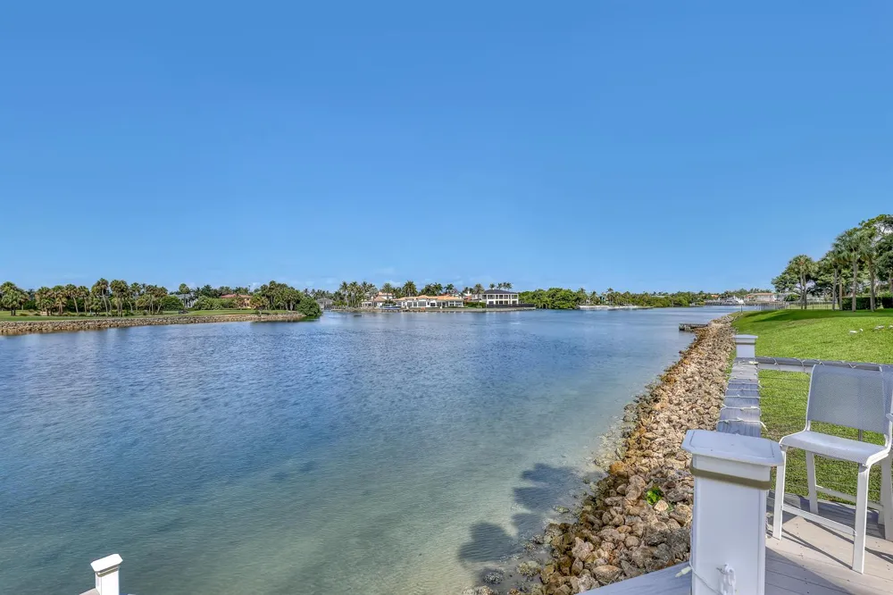 356 Golfview Road #403 North Palm Beach, FL 33408