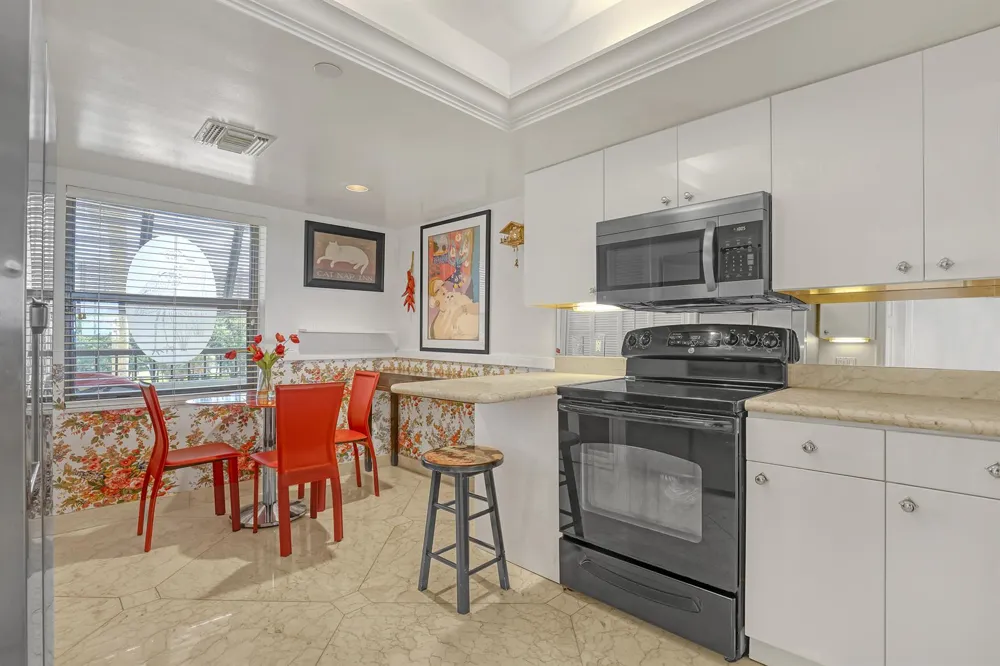 356 Golfview Road #403 North Palm Beach, FL 33408