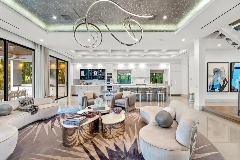 1040 S Ocean Boulevard Delray Beach, FL 33483
