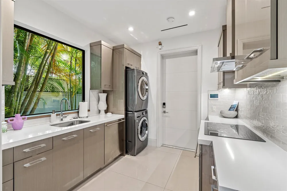 1040 S Ocean Boulevard Delray Beach, FL 33483