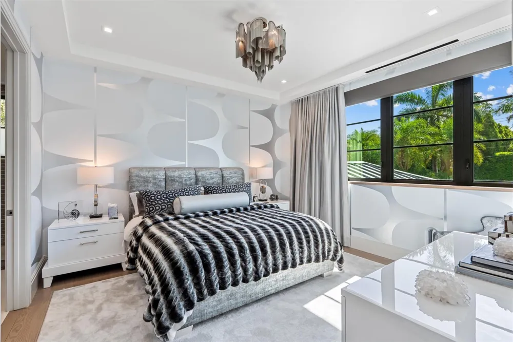 1040 S Ocean Boulevard Delray Beach, FL 33483