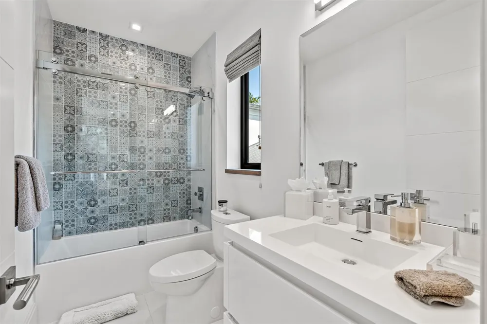 1040 S Ocean Boulevard Delray Beach, FL 33483