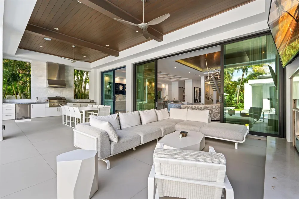 1040 S Ocean Boulevard Delray Beach, FL 33483