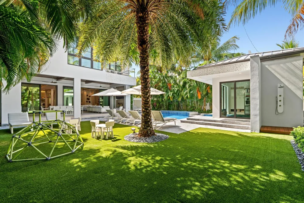 1040 S Ocean Boulevard Delray Beach, FL 33483